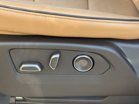 Certified 2025 Cadillac Escalade Premium Luxury w/ Touring Package image 20