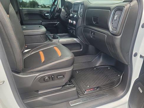 Certified 2021 GMC Sierra 2500 AT4 w/ AT4 Premium Plus Package AWD/4WD image 13