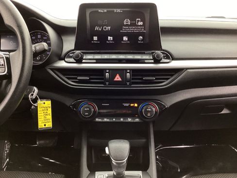 Used 2019 Kia Forte LXS FWD image 29