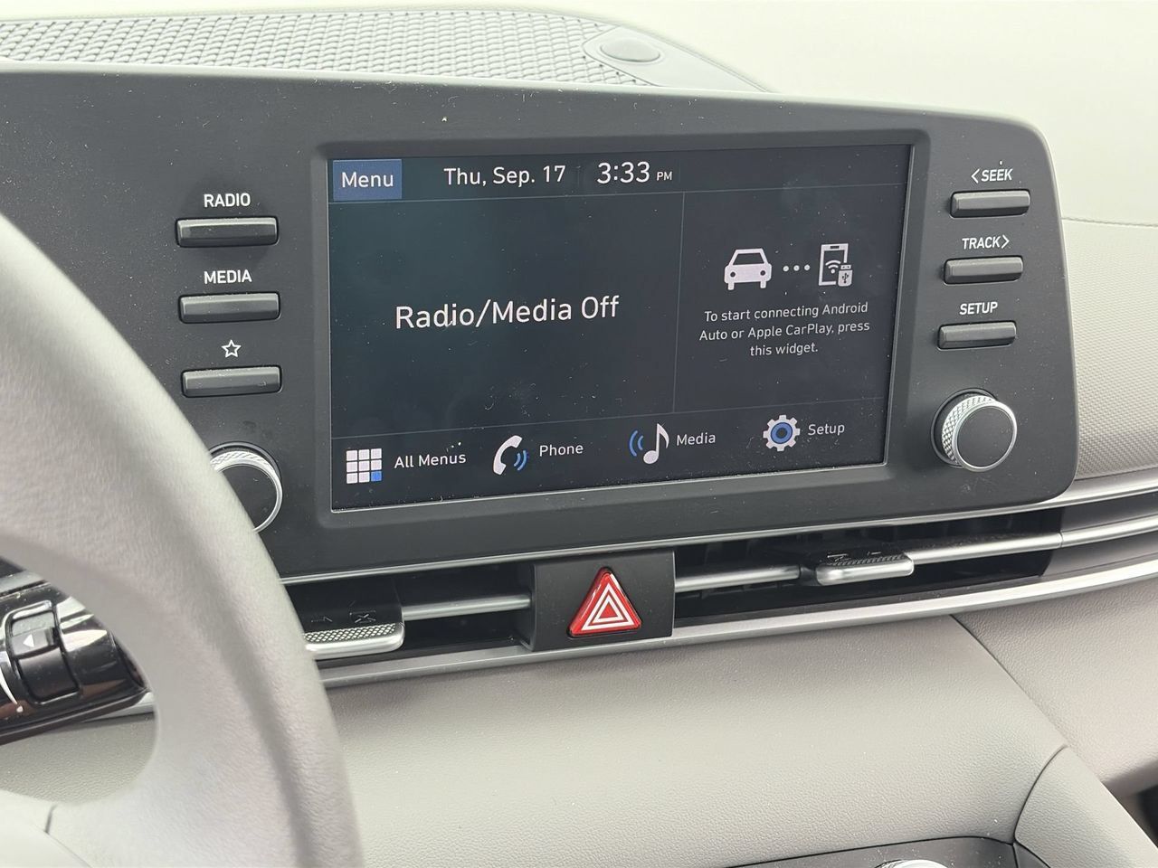 Certified 2024 Hyundai Elantra SE FWD image 24