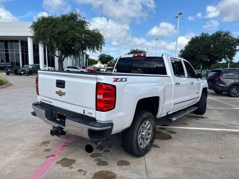 Used 2019 Chevrolet Silverado 2500 LTZ w/ Duramax Plus Package AWD/4WD image 6