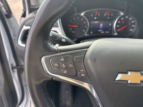 Used 2020 Chevrolet Equinox LT w/ Sport Edition image 17