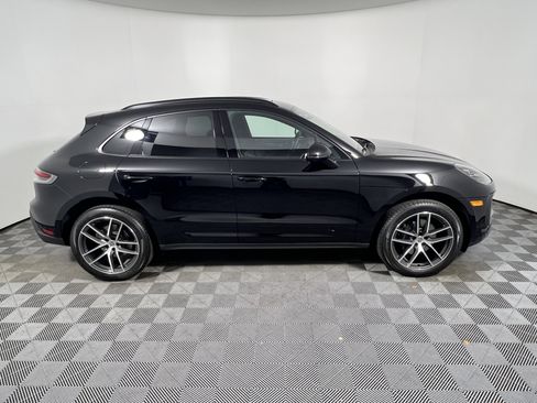 Used 2026 Porsche Macan AWD/4WD image 8