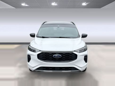 Used 2023 Ford Escape ST-Line w/ Tech Pack #1 FWD image 6