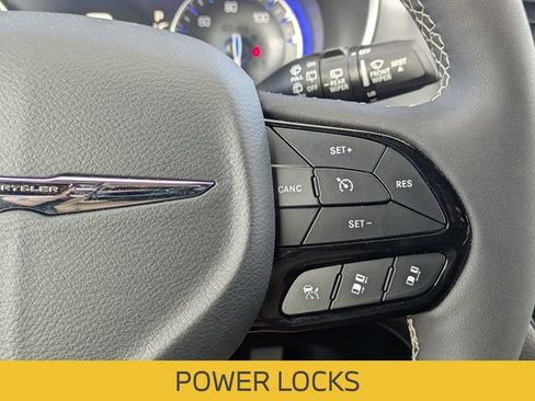 Used 2026 Chrysler Pacifica Limited w/ S Appearance Package image 21