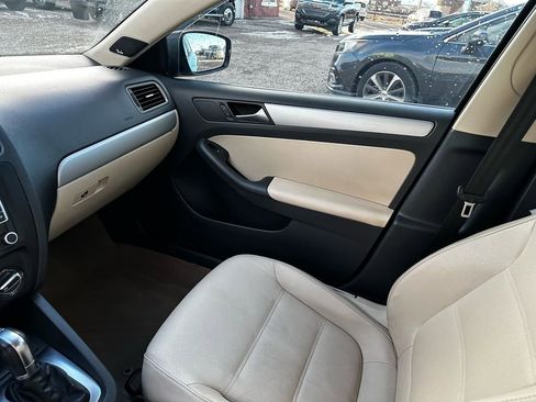 Used 2012 Volkswagen Jetta TDI image 30