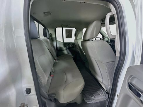 Used 2019 Nissan Frontier SV RWD image 28