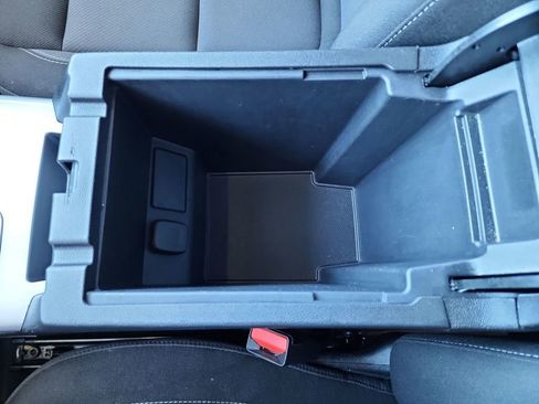 Used 2025 Chevrolet Blazer LT image 31