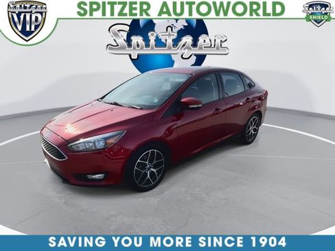 Used 2017 Ford Focus SEL image 4