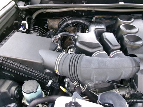 Used 2024 Toyota 4Runner Limited RWD image 47