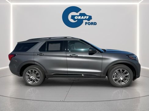 New 2026 Ford Explorer Active w/ Active Comfort Package AWD/4WD image 7