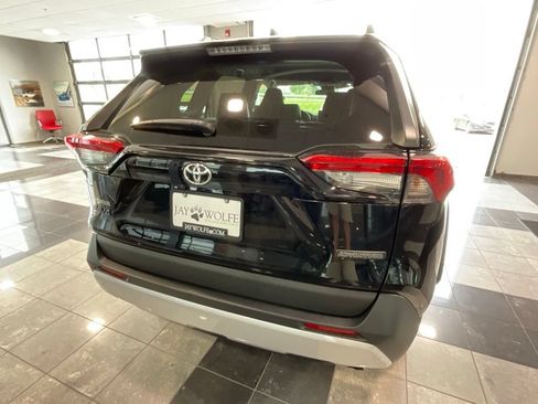 Used 2024 Toyota RAV4 Adventure AWD/4WD image 5