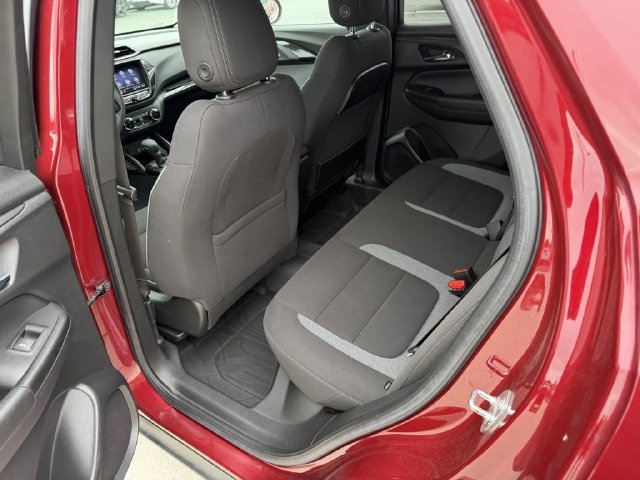 Used 2022 Chevrolet TrailBlazer LT w/ Convenience Package AWD/4WD image 12