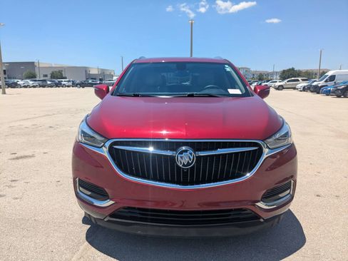 Used 2020 Buick Enclave Essence FWD image 3