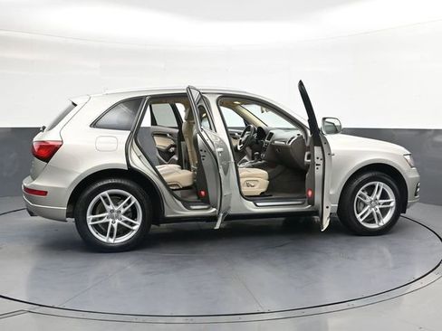 Used 2014 Audi Q5 2.0T Premium Plus w/ Premium Plus Package AWD/4WD image 36