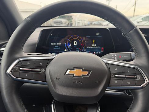 Used 2025 Chevrolet Equinox LT image 27