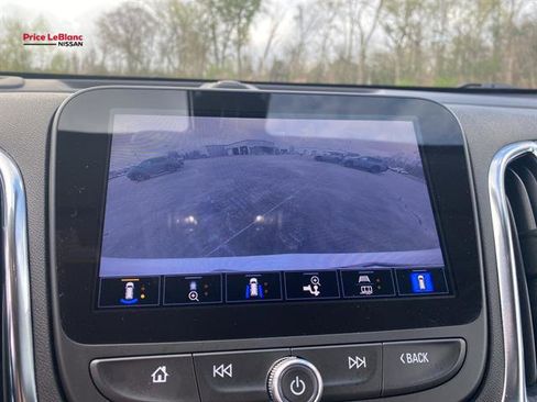 Used 2024 Chevrolet Equinox LT image 19