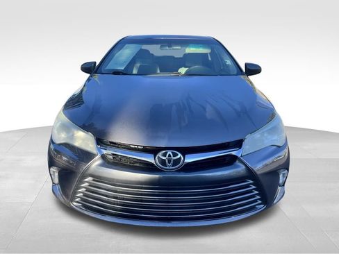 Used 2017 Toyota Camry LE image 8