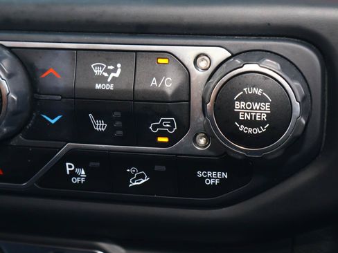 Used 2020 Jeep Wrangler Unlimited Rubicon AWD/4WD image 29