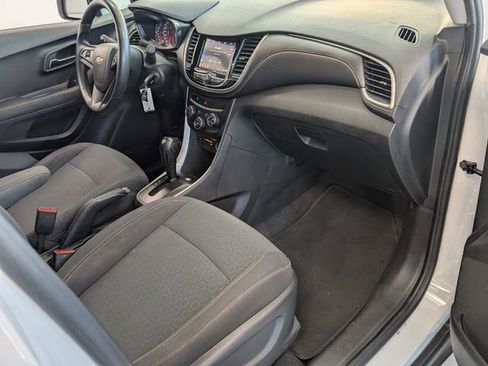 Certified 2020 Chevrolet Trax LS w/ Tint and Cruise Package image 13