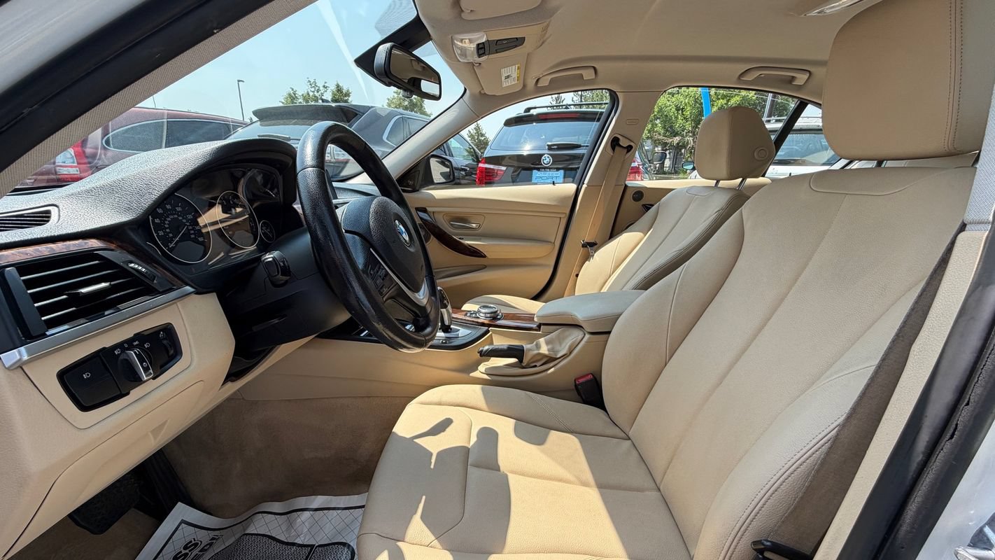 Used 2014 BMW 328i Sedan RWD image 7