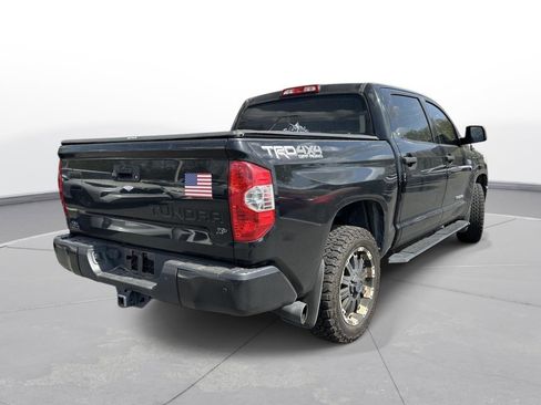 Used 2016 Toyota Tundra SR5 w/ TRD Off Road Package image 6