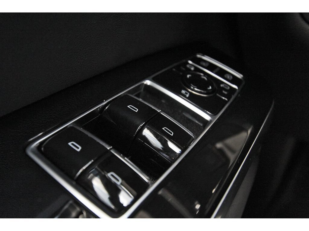 New 2027 Cadillac Escalade ESV Luxury RWD image 16