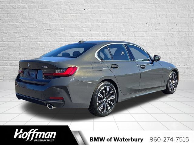 Used 2026 BMW 330i xDrive Sedan w/ Premium Package AWD/4WD image 5