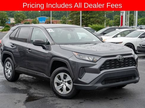 Certified 2022 Toyota RAV4 LE FWD image 1