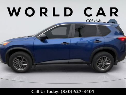Used 2023 Nissan Rogue S FWD image 4