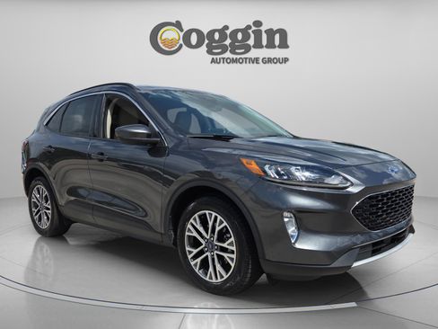 Used 2020 Ford Escape SEL image 8