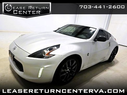 Used 2019 Nissan 370Z Coupe image 1