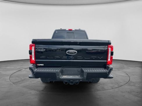 Used 2025 Ford F250 Lariat w/ Lariat Ultimate Package AWD/4WD image 15