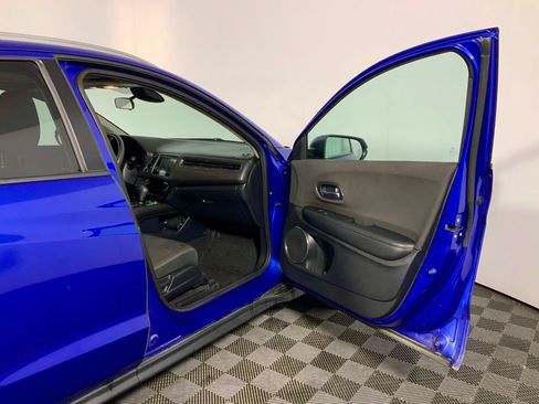 Used 2021 Honda HR-V EX image 33