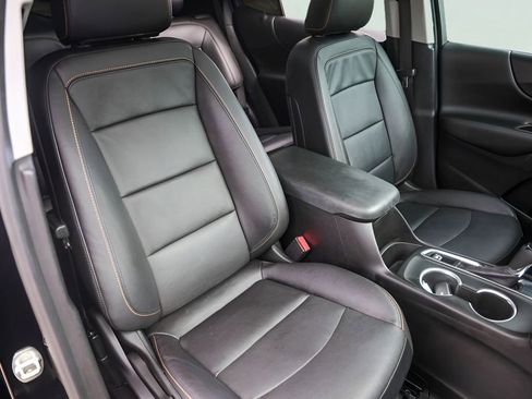 Used 2021 Chevrolet Equinox LT FWD image 32