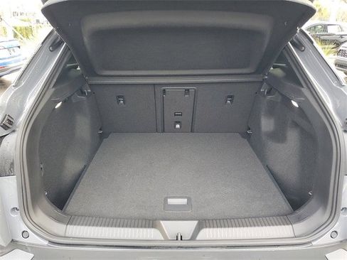 Certified 2023 Volkswagen ID.4 Pro S Plus image 7