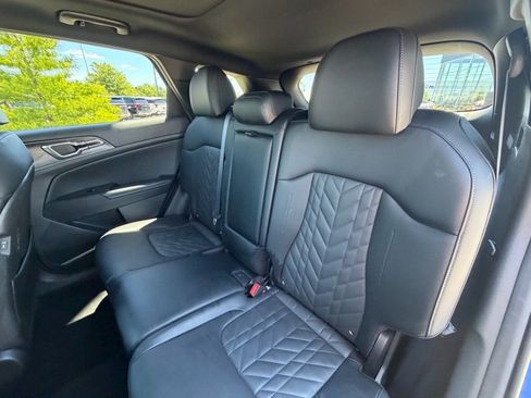 Used 2023 Kia Sportage X-Line w/ X-Line Premium Package AWD/4WD image 6