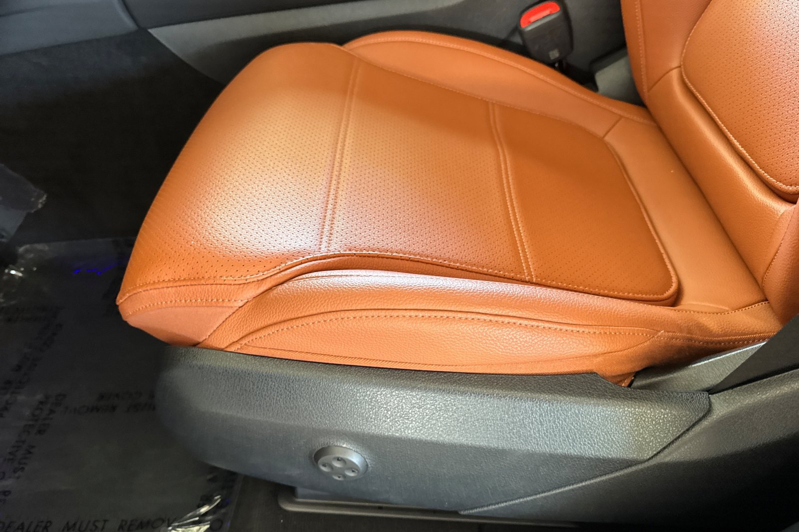 Certified 2024 Mercedes-Benz GLC 300 image 13