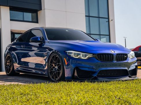 Used 2020 BMW M4 Coupe w/ Competition Package RWD image 7