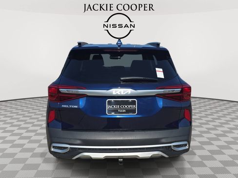Used 2022 Kia Seltos EX AWD/4WD image 6