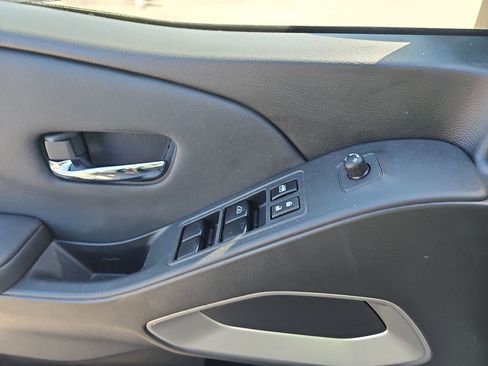 Used 2024 Nissan Frontier SL w/ Technology Package image 30