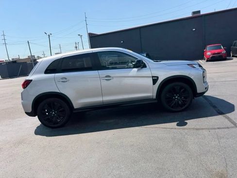 Used 2025 Mitsubishi Outlander Sport LE AWD/4WD image 6
