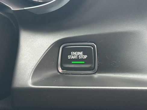 Used 2018 Chevrolet Camaro LT RWD image 19