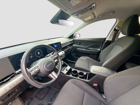 Certified 2025 Hyundai Kona SEL FWD image 21