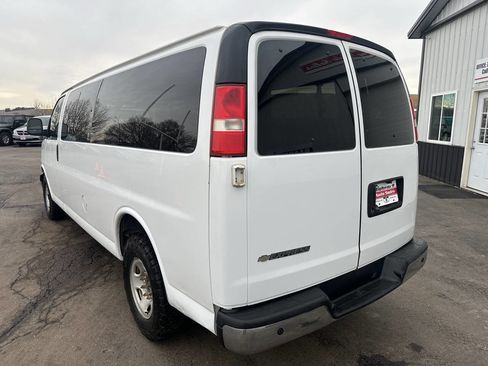 Used 2015 Chevrolet Express 3500 LT w/ LT Preferred Equipment Group image 3