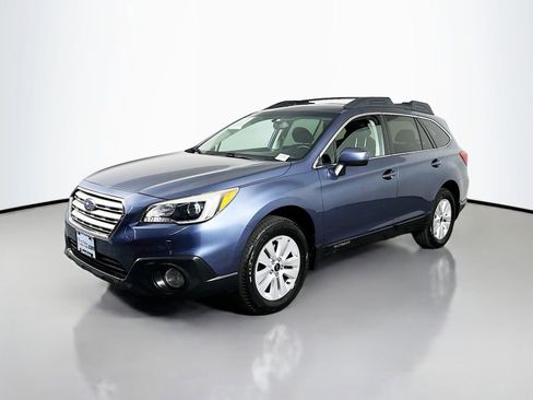 Used 2015 Subaru Outback 2.5i Premium AWD/4WD image 3