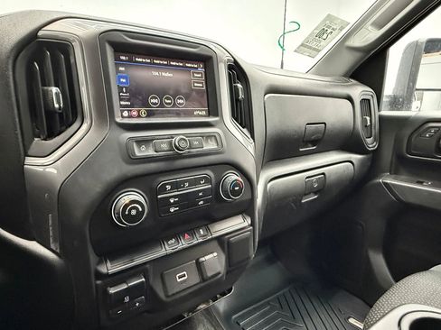 Used 2020 Chevrolet Silverado 2500 W/T w/ WT Convenience Package image 13