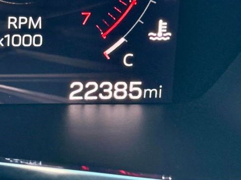 Certified 2024 GMC Canyon Denali AWD/4WD image 8