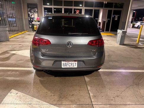 Used 2017 Volkswagen Golf SEL image 4