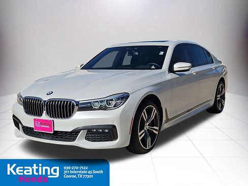 Used 2019 BMW 740i w/ Executive Package image 4